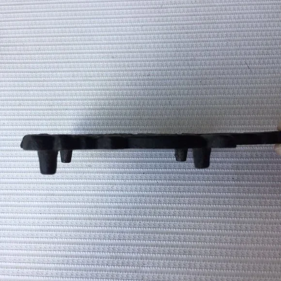 Small Cast Iron Metal Trivet Wall Hanging Decor Spoon Rest Floral Flower Vintage - Picture 12 of 12